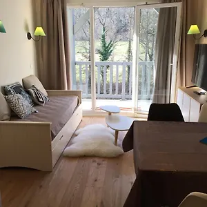 T2 Idéalement Situé Au Coeur De Saintlary France